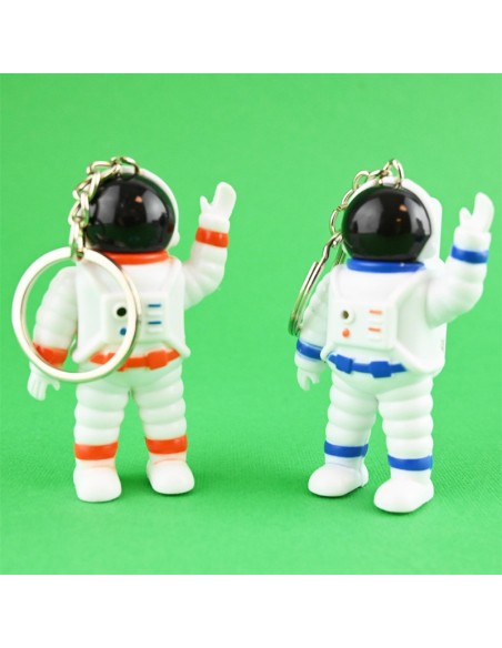 Raktų pakabukas ROBETOY astronautas su šviesa